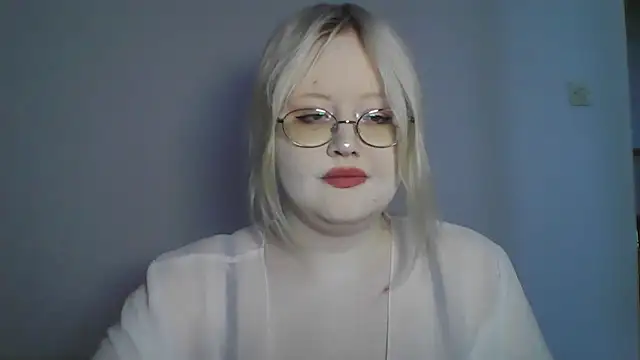 Elayne Sweet online show from July 9, 2026, 6:03 am