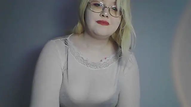Elayne Sweet online show from July 6, 2026, 6:09 am