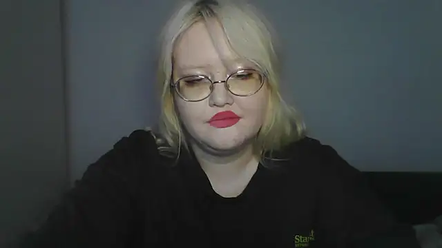 Snapshot of Elayne_Sweet chatting on May 14, 2026, 6:10 am Elayne Sweet online show from May 14, 2026, 6:10 am