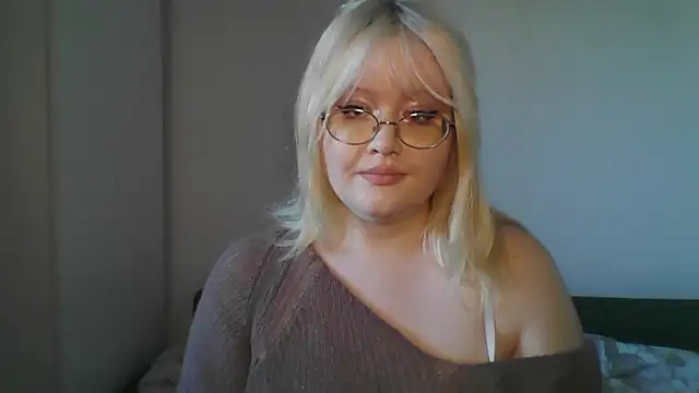 Snapshot of Elayne_Sweet chatting on May 3, 2026, 6:07 am Elayne Sweet online show from May 3, 2026, 6:07 am