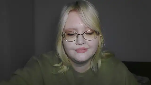 Snapshot of Elayne_Sweet chatting on May 7, 2026, 6:06 am Elayne Sweet online show from May 7, 2026, 6:06 am