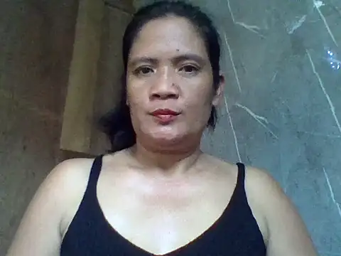 Snapshot of PinayZaira chatting on June 13, 2026, 7:39 am PinayZaira online show from June 13, 2026, 7:39 am
