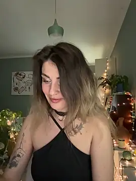 Rita Tease online show from April 24, 2026, 6:21 pm