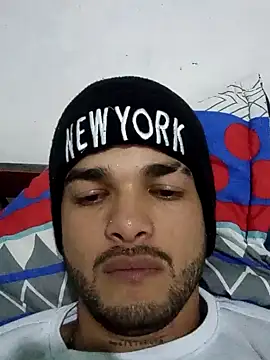 Snapshot of Nicolas_Moncadas chatting on April 4, 2026, 7:31 pm Nicolas Moncadas online show from April 4, 2026, 7:31 pm