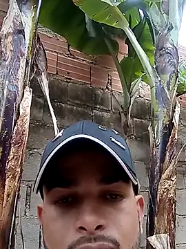 Snapshot of Nicolas_Moncadas chatting on April 8, 2026, 5:25 pm Nicolas Moncadas online show from April 8, 2026, 5:25 pm