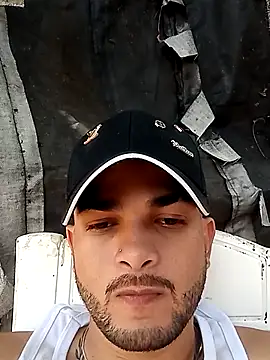 Snapshot of Nicolas_Moncadas chatting on March 31, 2026, 3:14 pm Nicolas Moncadas online show from March 31, 2026, 3:14 pm