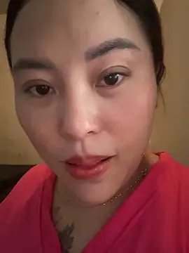 Snapshot of Lina-Naughty chatting on April 18, 2026, 7:44 am Lina-Naughty online show from April 18, 2026, 7:44 am