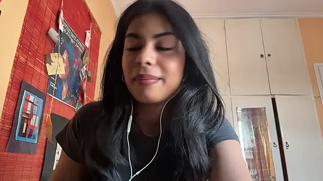 JenniRoutt online show from April 4, 2026, 2:12 pm