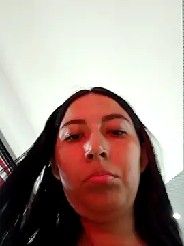Snapshot of Ann_Houston chatting on May 10, 2026, 12:14 am Ann Houston online show from May 10, 2026, 12:14 am