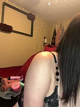 taylorsunshine online show from April 19, 2026, 3:40 am