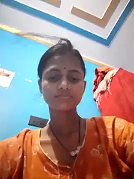 Snapshot of Payel_1 chatting on April 25, 2026, 10:18 pm Payel 1 online show from April 25, 2026, 10:18 pm