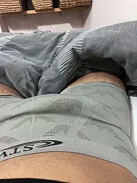 Snapshot of lucasss060 chatting on March 31, 2026, 8:33 pm lucasss060 online show from March 31, 2026, 8:33 pm