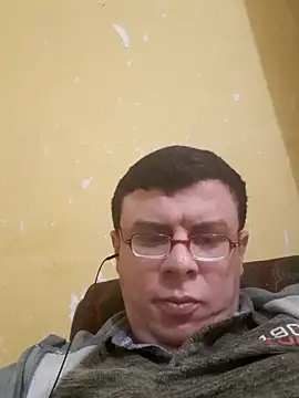 Snapshot of beebuzz0 chatting on April 6, 2026, 3:02 pm beebuzz0 online show from April 6, 2026, 3:02 pm