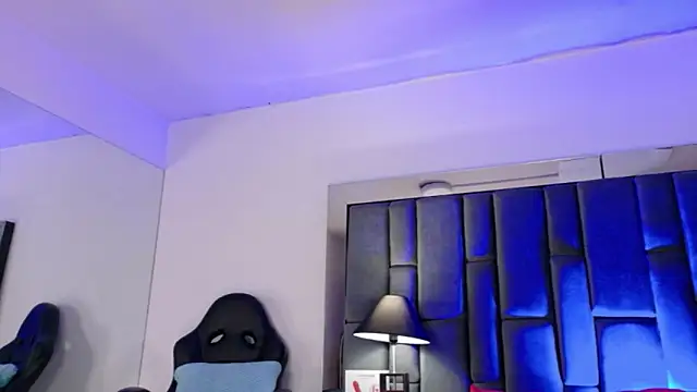 Veronica Nasty  online show from May 19, 2026, 7:21 pm