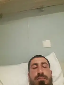 Johnnyxxx6 online show from April 7, 2026, 9:27 pm