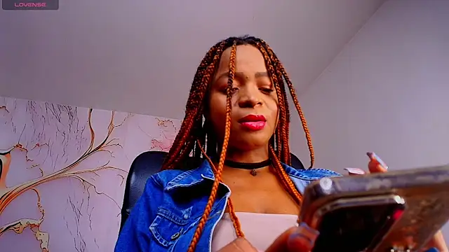 cherry latiinn19 online show from May 8, 2026, 5:50 pm