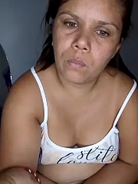 Snapshot of Zafiro_MD chatting on April 23, 2026, 12:29 pm Zafiro MD online show from April 23, 2026, 12:29 pm