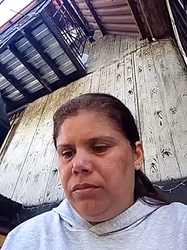 Snapshot of Zafiro_MD chatting on April 3, 2026, 2:12 pm Zafiro MD online show from April 3, 2026, 2:12 pm