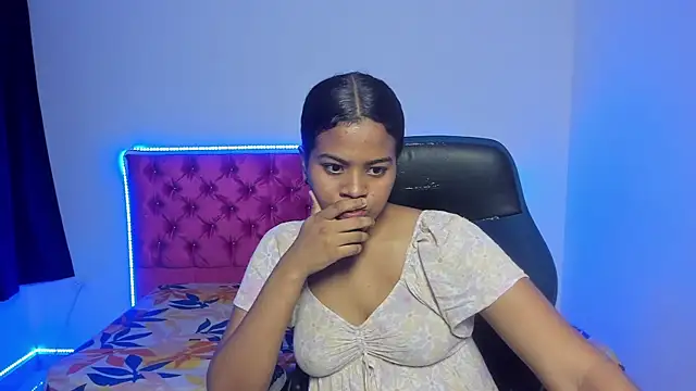 val andBry online show from April 13, 2026, 8:46 pm