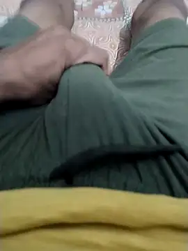 Daddy 004   online show from April 7, 2026, 10:55 pm