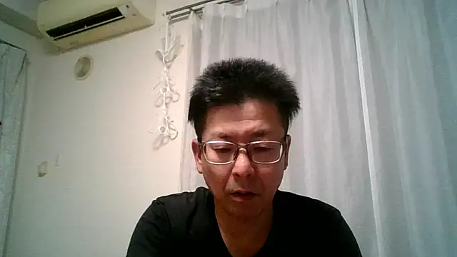 Snapshot of zakochin1106 chatting on July 13, 2026, 3:11 pm zakochin1106 online show from July 13, 2026, 3:11 pm