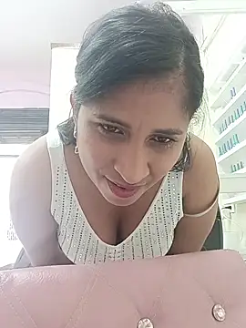 Snapshot of SofiaMendez1_ chatting on June 25, 2026, 5:40 pm SofiaMendez1 online show from June 25, 2026, 5:40 pm