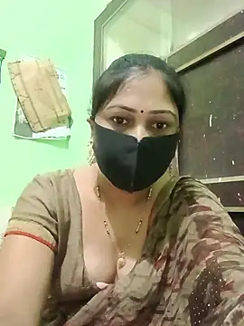Snapshot of Pinki-girl chatting on June 16, 2026, 8:14 am Pinki-girl online show from June 16, 2026, 8:14 am