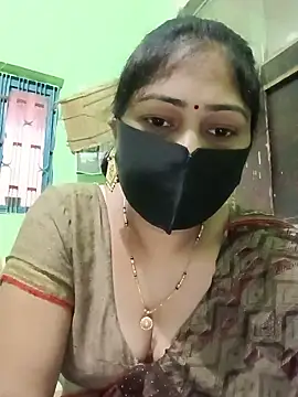 Snapshot of Pinki-girl chatting on June 18, 2026, 4:55 am Pinki-girl online show from June 18, 2026, 4:55 am