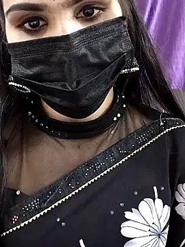 Snapshot of Shakshana-queen chatting on April 7, 2026, 10:06 am Shakshana-queen online show from April 7, 2026, 10:06 am