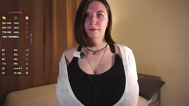 TyeshaMonter online show from April 8, 2026, 5:14 pm