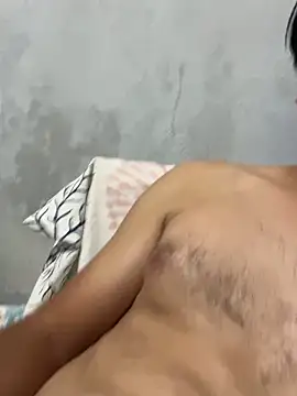 alexhhot222 online show from April 1, 2026, 9:32 am