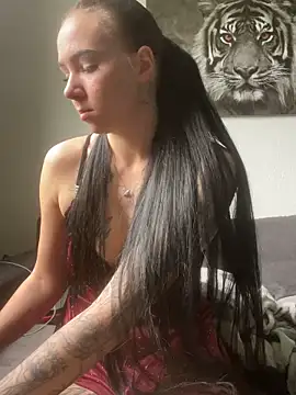 Snapshot of zoeelinks chatting on April 2, 2026, 8:10 am zoeelinks online show from April 2, 2026, 8:10 am