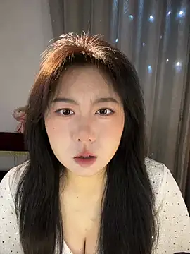 ooooBaby129 online show from April 24, 2026, 8:27 am