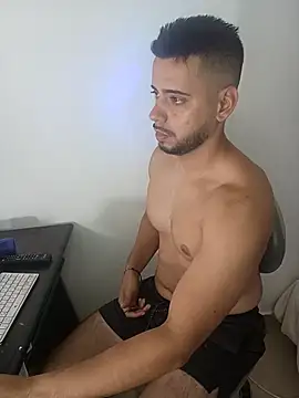 AidenGreyHot online show from April 8, 2026, 3:13 pm