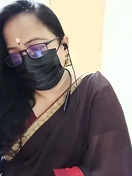 monisha cam online show from May 14, 2026, 11:07 am