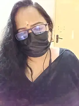 monisha cam online show from June 12, 2026, 9:18 am