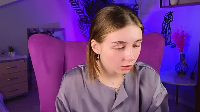 LilliamGebel online show from April 3, 2026, 8:32 am