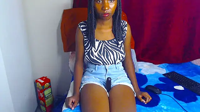Juicytities20 online show from May 11, 2026, 2:29 pm
