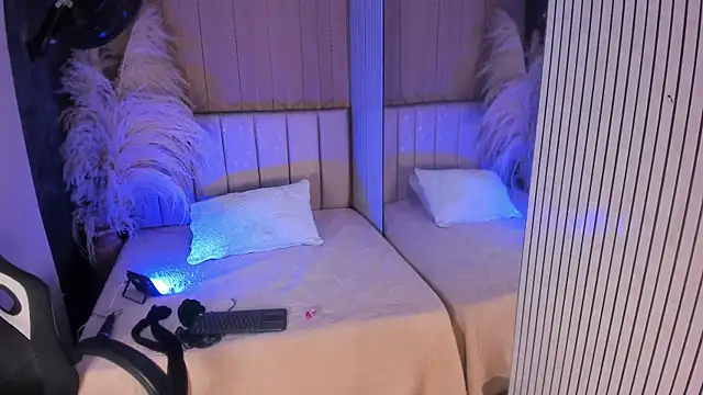 Snapshot of LexiAdamss chatting on June 10, 2026, 12:28 pm LexiAdamss online show from June 10, 2026, 12:28 pm