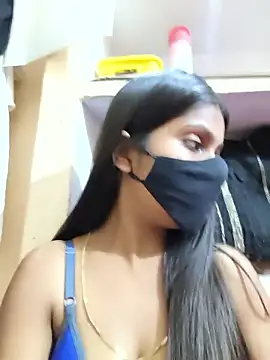 Snapshot of shreyaverma899 chatting on April 12, 2026, 6:49 am shreyaverma899 online show from April 12, 2026, 6:49 am