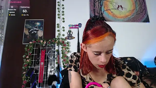 Lexxii hot col online show from June 9, 2026, 8:43 pm