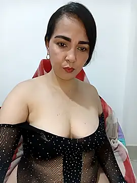 Emily Divi69 online show from May 2, 2026, 10:48 pm