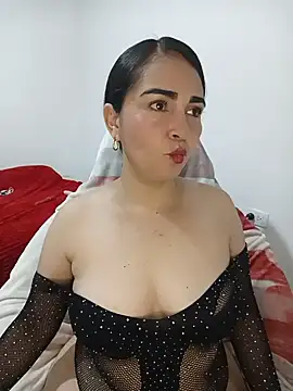 Emily Divi69 online show from May 12, 2026, 12:19 am