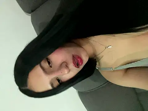 Snapshot of IsabelaRivers chatting on May 23, 2026, 5:50 am IsabelaRivers online show from May 23, 2026, 5:50 am