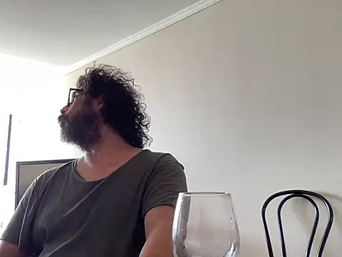 DianaLxst online show from April 7, 2026, 6:43 pm