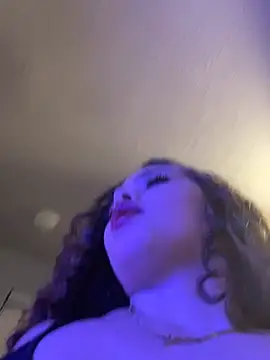 Snapshot of mariex83 chatting on April 14, 2026, 3:00 am mariex83 online show from April 14, 2026, 3:00 am