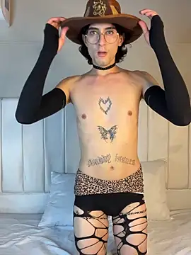 Snapshot of Gold_d_jean chatting on April 9, 2026, 2:35 am Gold d jean online show from April 9, 2026, 2:35 am