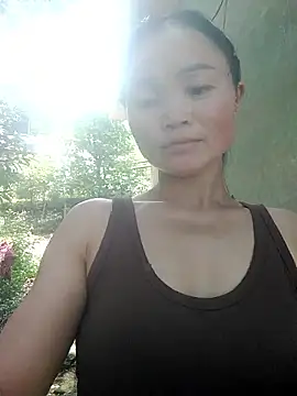 Snapshot of Tieuvy122 chatting on May 5, 2026, 5:43 am Tieuvy122 online show from May 5, 2026, 5:43 am