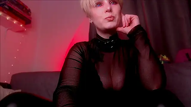 SeverinaMurr online show from April 7, 2026, 9:55 am