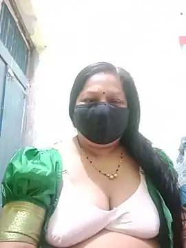 PINKI 024 online show from May 13, 2026, 4:30 am